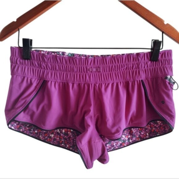 Lululemon Paradise Camo Multi Regal Plum Surf Short II Size M - Picture 3 of 9